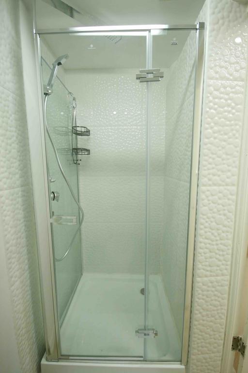 Cattleya Luxury Suites Kingston Kamer foto