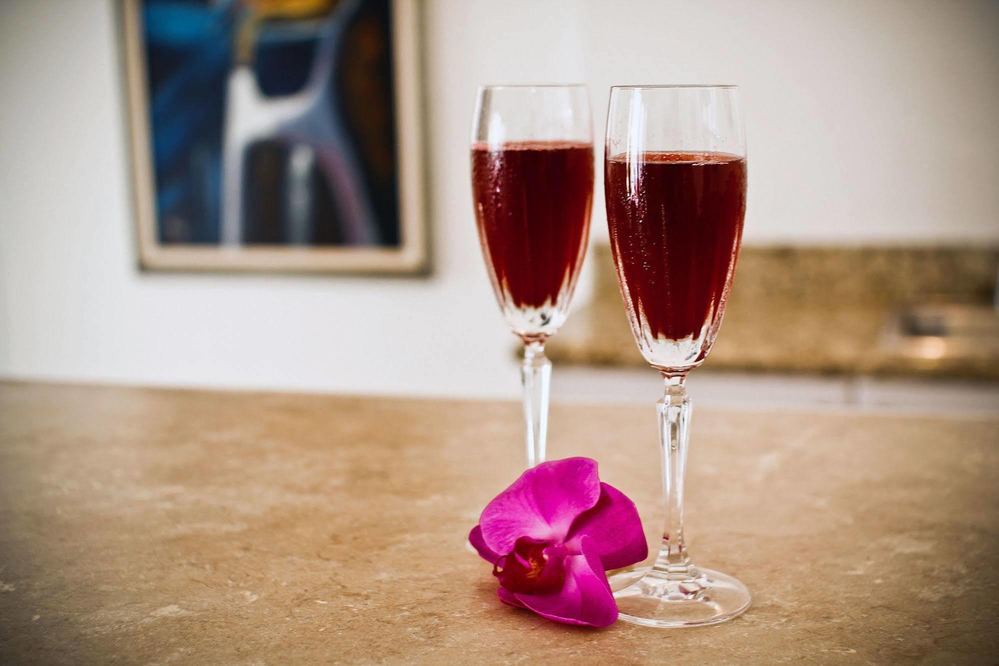 Cattleya Luxury Suites Kingston Buitenkant foto